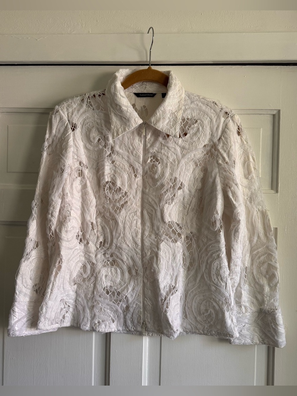 Samuel Dong Textured Front Zip Up Top White Size Medium